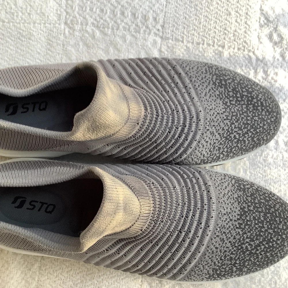 EUC‎ STQ mesh wedge sneakers gray fashion